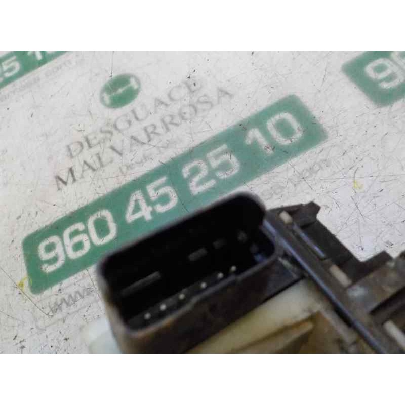 Recambio de cerradura puerta delantera derecha para peugeot 208 1.6 blue-hdi fap referencia OEM IAM 9688079980 9688079980 