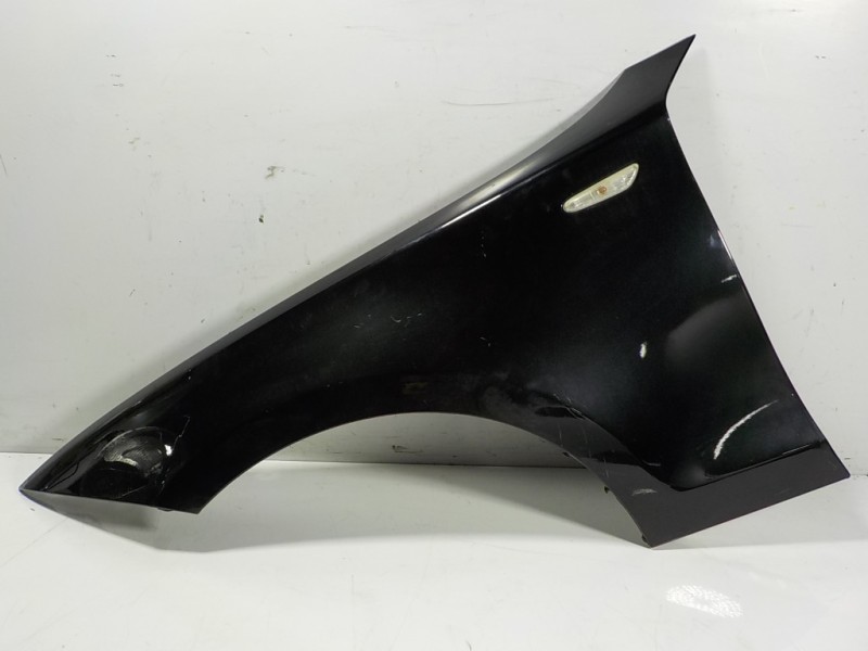 Recambio de aleta delantera izquierda para bmw serie 1 berlina (e81/e87) 116d referencia OEM IAM 41357133227  