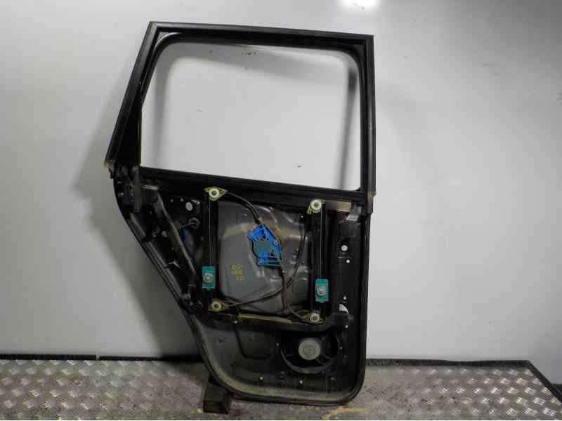 Recambio de elevalunas trasero derecho para volkswagen touareg (7l6) 3.0 v6 tdi dpf referencia OEM IAM 7L0839462D 7L0839354F 