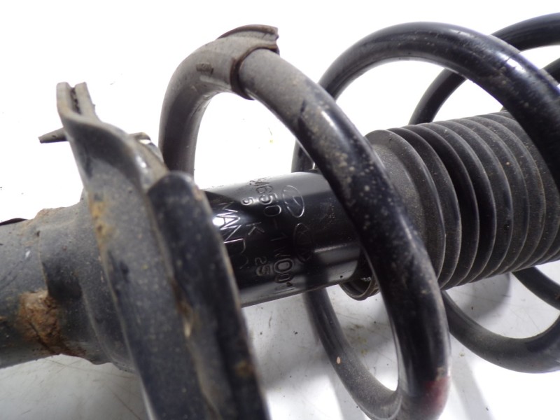 Recambio de amortiguador delantero izquierdo para kia rio 1.2 cat referencia OEM IAM 546501W001 546501W001 