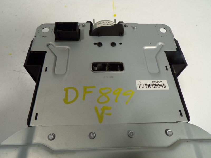 Recambio de pantalla multifuncion para peugeot 3008 1.6 hdi fap referencia OEM IAM   