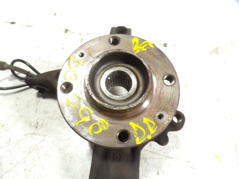 Recambio de mangueta delantera derecha para peugeot partner kasten 1.6 16v hdi fap referencia OEM IAM 364796  