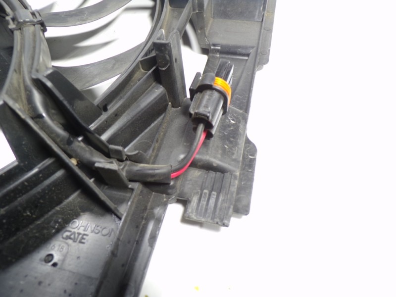 Recambio de electroventilador para bmw serie 3 lim. (f30) 2.0 16v diesel referencia OEM IAM 17427640508 17427640508 