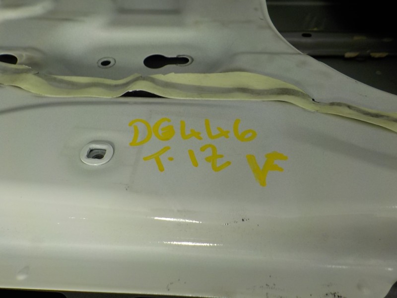 Recambio de puerta trasera izquierda para renault koleos 2.0 dci diesel fap referencia OEM IAM 821010028R  