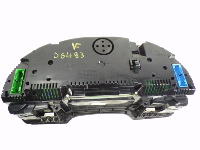 Recambio de cuadro instrumentos para audi a4 avant (8e) 2.0 tdi referencia OEM IAM 8E0920901H 8E0920900 