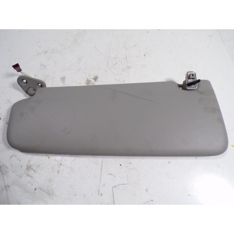 Recambio de parasol derecho para bmw serie 3 berlina (e90) 2.0 16v diesel cat referencia OEM IAM 51167252008  