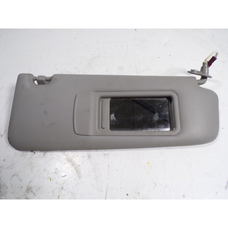 Recambio de parasol derecho para bmw serie 3 berlina (e90) 2.0 16v diesel cat referencia OEM IAM 51167252008  