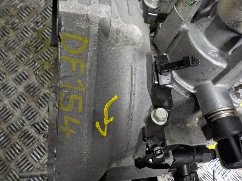 Recambio de caja cambios para opel insignia berlina 2.0 cdti cat referencia OEM IAM 55584363 M32 