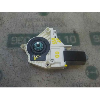 MOTOR ELEVALUNAS DELANTERO DERECHO 8T0959802B 8T0959802B 