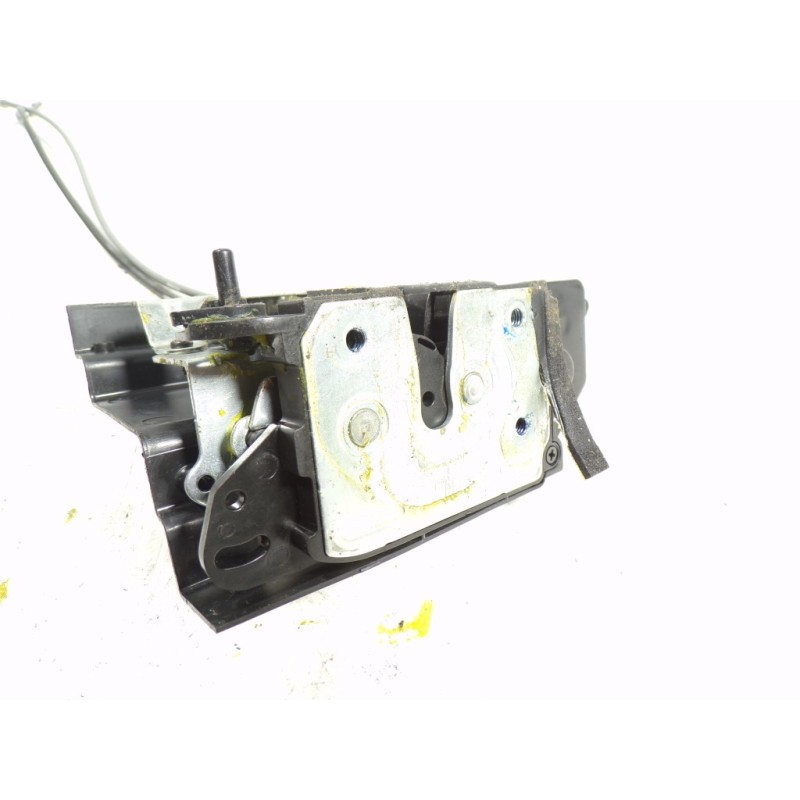 Recambio de cerradura puerta trasera derecha para ssangyong actyon 2.0 td cat referencia OEM IAM 7132009005  