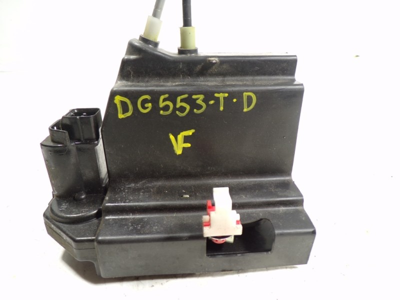 Recambio de cerradura puerta trasera derecha para ssangyong actyon 2.0 td cat referencia OEM IAM 7132009005  