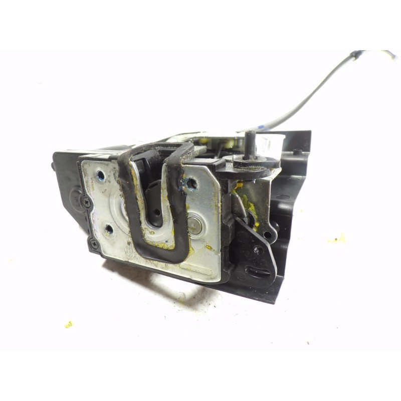 Recambio de cerradura puerta trasera izquierda para ssangyong actyon 2.0 td cat referencia OEM IAM 7131009005  