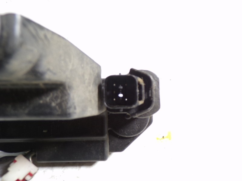 Recambio de cerradura puerta trasera izquierda para ssangyong actyon 2.0 td cat referencia OEM IAM 7131009005  