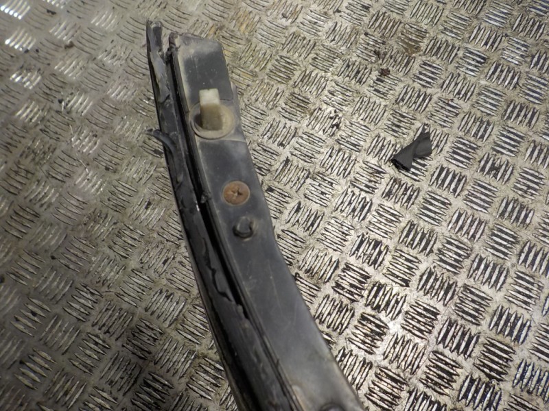 Recambio de paragolpes delantero para ssangyong actyon 2.0 td cat referencia OEM IAM 7871131001  