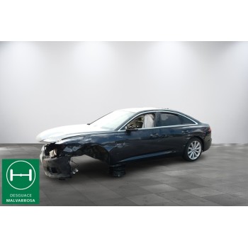AUDI A6 BERLINA (4A2)