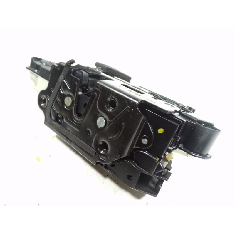 Recambio de cerradura puerta delantera izquierda para skoda yeti 1.2 tsi referencia OEM IAM 5K1837015C 5E1837015A 