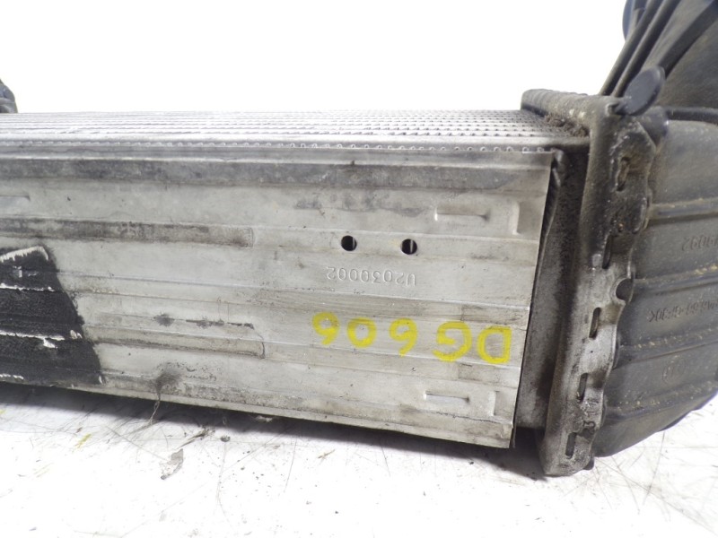 Recambio de intercooler para citroën c4 picasso 2.0 hdi fap referencia OEM IAM 0384P8 9674720580 