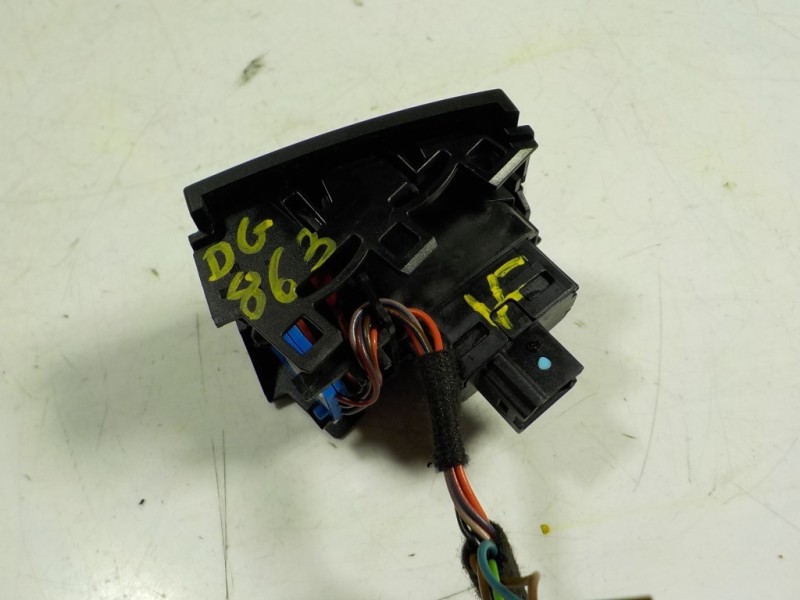 Recambio de warning para bmw serie 3 lim. (f30) 318d referencia OEM IAM 61319231786 9231786 