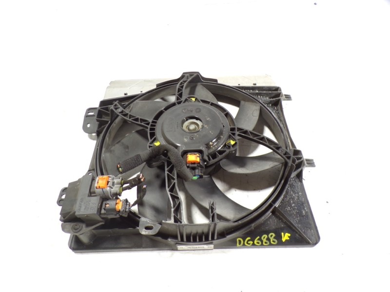Recambio de electroventilador para peugeot 208 1.2 12v e-vti referencia OEM IAM 9812028580 9812028580 
