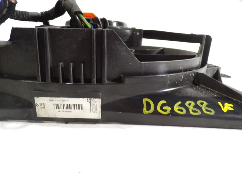 Recambio de electroventilador para peugeot 208 1.2 12v e-vti referencia OEM IAM 9812028580 9812028580 