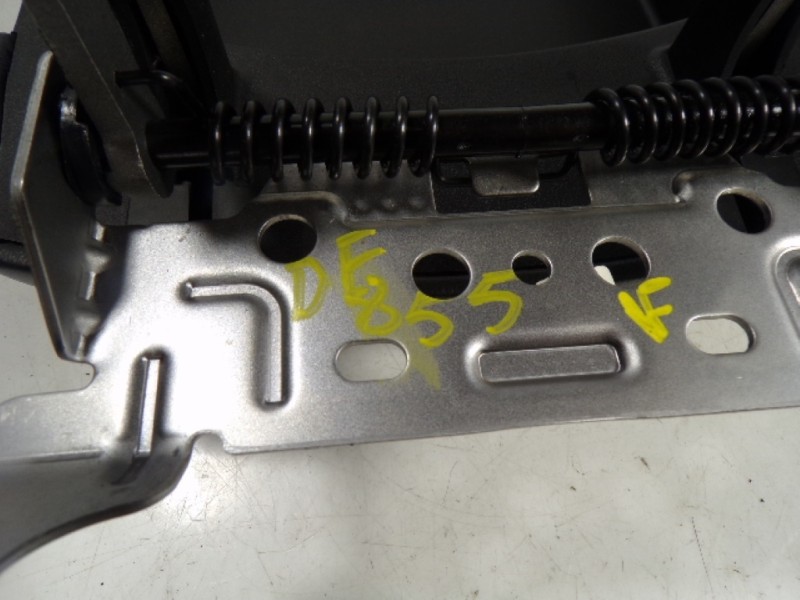 Recambio de apoyabrazos central para ssangyong rodius 2.2 td cat referencia OEM IAM   