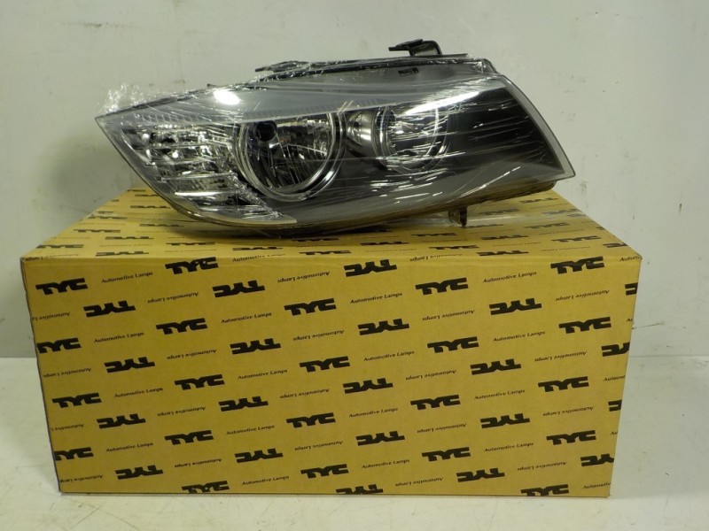 Recambio de faro derecho para bmw serie 3 berlina (e90) 320d xdrive referencia OEM IAM  0667961 