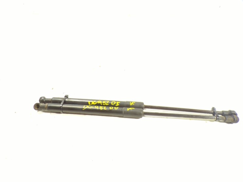 Recambio de amortiguador capot para bmw serie 3 berlina (e90) 325d referencia OEM IAM 51247250308  