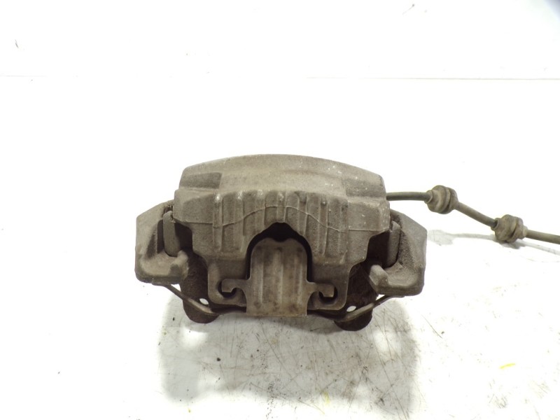 Recambio de pinza freno delantera derecha para bmw serie 3 berlina (e90) 325d referencia OEM IAM 34116769094  