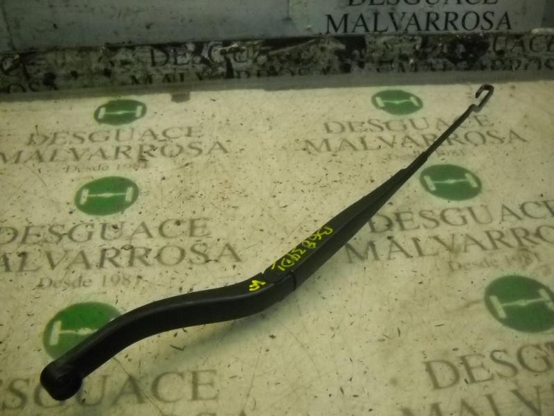 Recambio de brazo limpia delantero derecho para opel vectra c berlina comfort referencia OEM IAM   