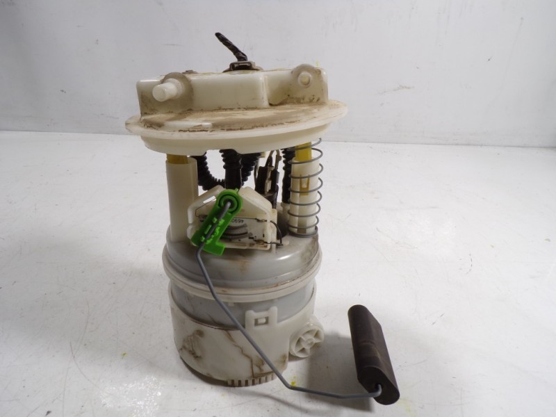 Recambio de aforador para dacia sandero 1.2 16v cat referencia OEM IAM 172022047R 17222377R 