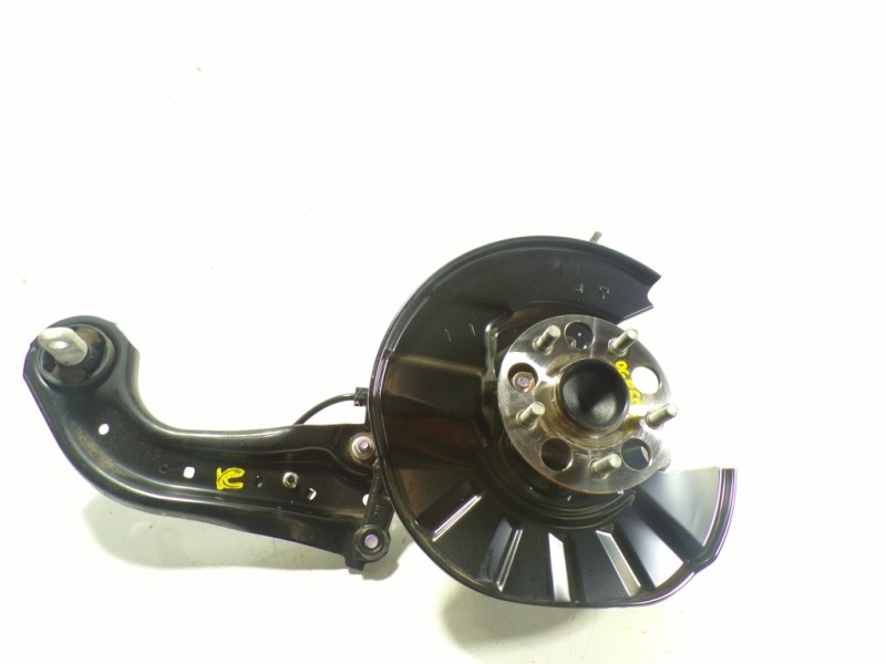 Recambio de mangueta trasera izquierda para toyota rav4 hybrid fwd referencia OEM IAM 4230542060  