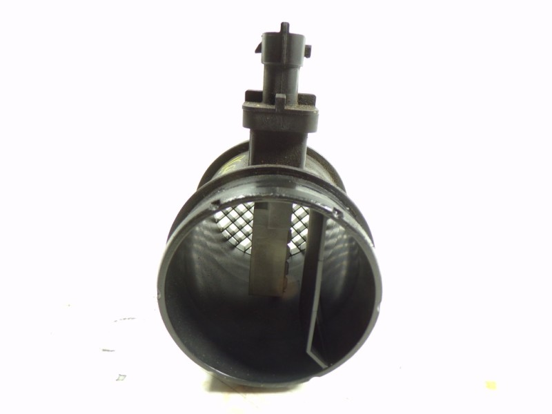 Recambio de caudalimetro para fiat bravo (198) 1.6 jtdm 16v cat referencia OEM IAM 51831050  