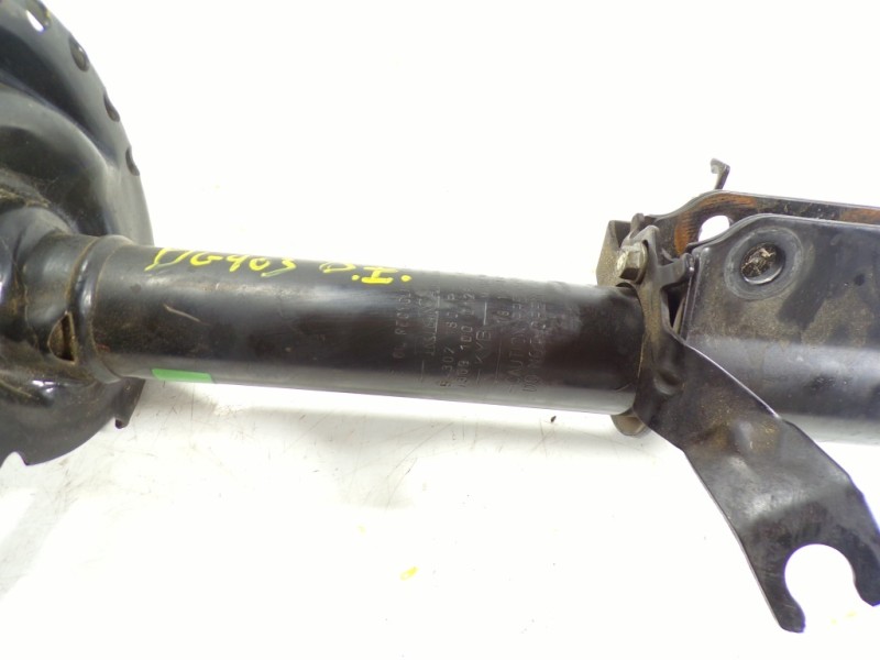 Recambio de amortiguador delantero izquierdo para dacia sandero stepway referencia OEM IAM 543021807R 543021807R 