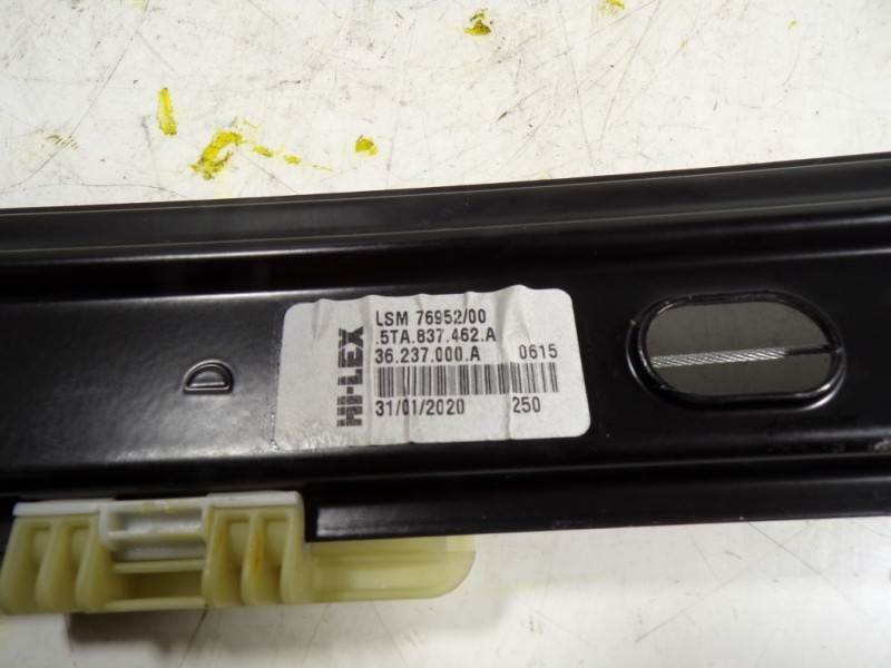 Recambio de elevalunas delantero derecho para volkswagen touran (5t1) advance bmt referencia OEM IAM 5TA837462A 5TA837462A 