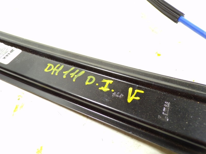 Recambio de elevalunas delantero izquierdo para volkswagen touran (5t1) advance bmt referencia OEM IAM 5TA837461A 5TA837461A 