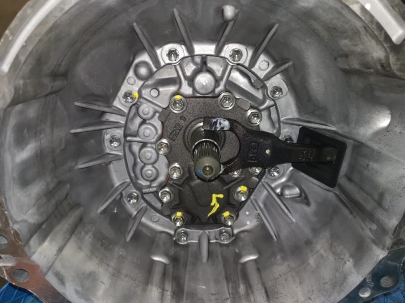 Recambio de caja cambios para toyota hilux (3b/3c/3d) doble cabina referencia OEM IAM  CA1109786 