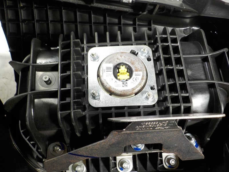 Recambio de salpicadero para ford c-max 1.0 ecoboost cat referencia OEM IAM 2016391  1841353