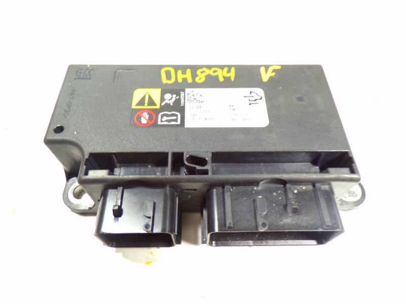 Recambio de centralita airbag para opel insignia sports tourer 2.0 16v cdti referencia OEM IAM 13588138 13593287 