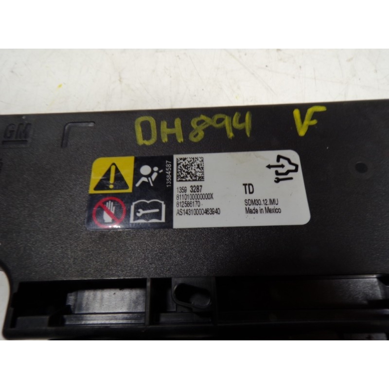 Recambio de centralita airbag para opel insignia sports tourer 2.0 16v cdti referencia OEM IAM 13588138 13593287 