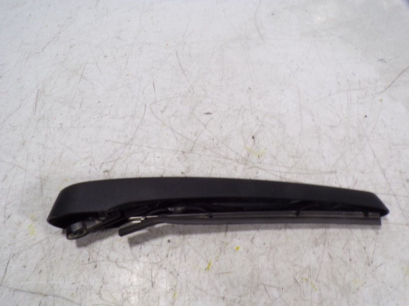 Recambio de brazo limpia trasero para opel mokka 1.6 cdti dpf referencia OEM IAM 95466019  