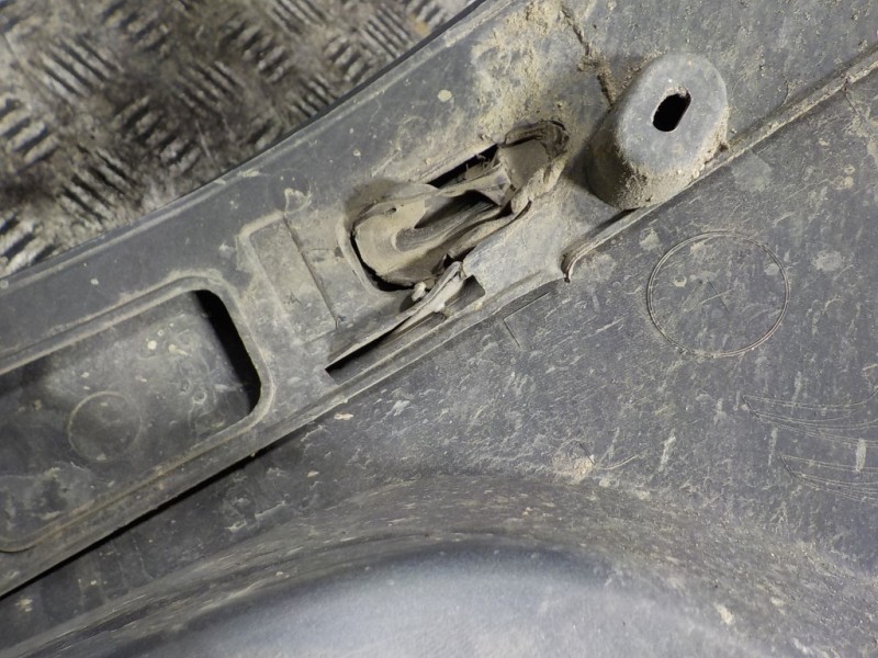 Recambio de paragolpes trasero para citroën c4 picasso 1.2 12v e-thp referencia OEM IAM 1609617280  