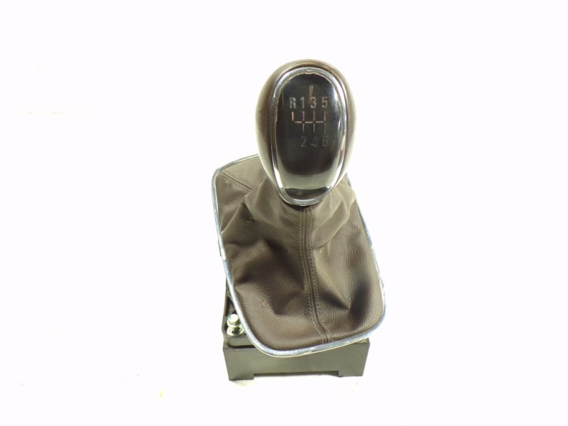 Recambio de palanca cambio para opel insignia berlina 2.0 16v cdti referencia OEM IAM 55563829 13261545 