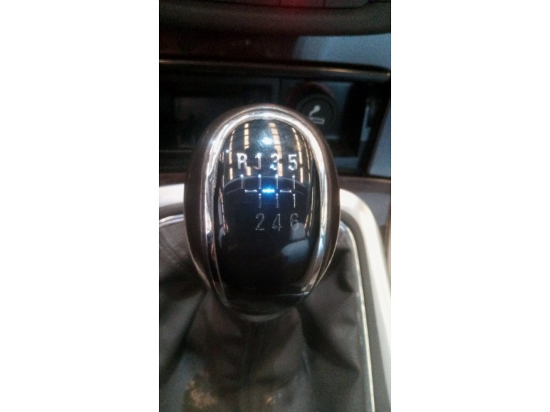 Recambio de palanca cambio para opel insignia berlina 2.0 16v cdti referencia OEM IAM 55563829 13261545 