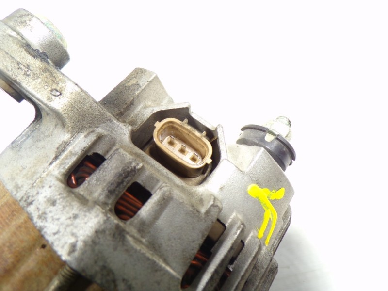 Recambio de alternador para nissan qashqai (j10) visia referencia OEM IAM 23100JD71B 23100JD71B A3TJ3881ZE