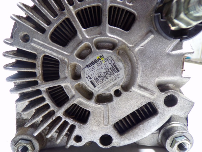 Recambio de alternador para nissan qashqai (j10) visia referencia OEM IAM 23100JD71B 23100JD71B A3TJ3881ZE