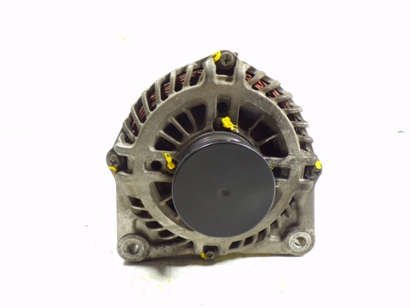 Recambio de alternador para nissan qashqai (j10) visia referencia OEM IAM 23100JD71B 23100JD71B A3TJ3881ZE