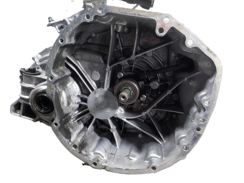 Recambio de caja cambios para nissan qashqai (j10) visia referencia OEM IAM 320103UB0B JG70 
