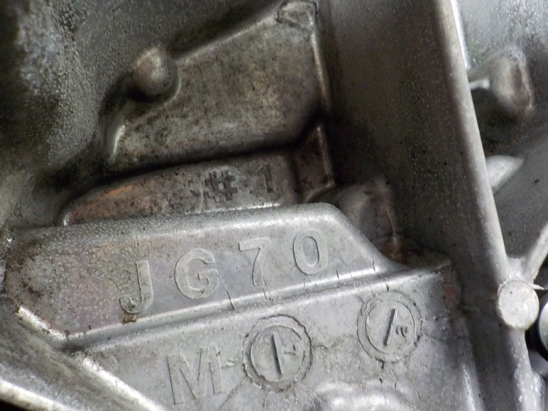 Recambio de caja cambios para nissan qashqai (j10) visia referencia OEM IAM 320103UB0B JG70 