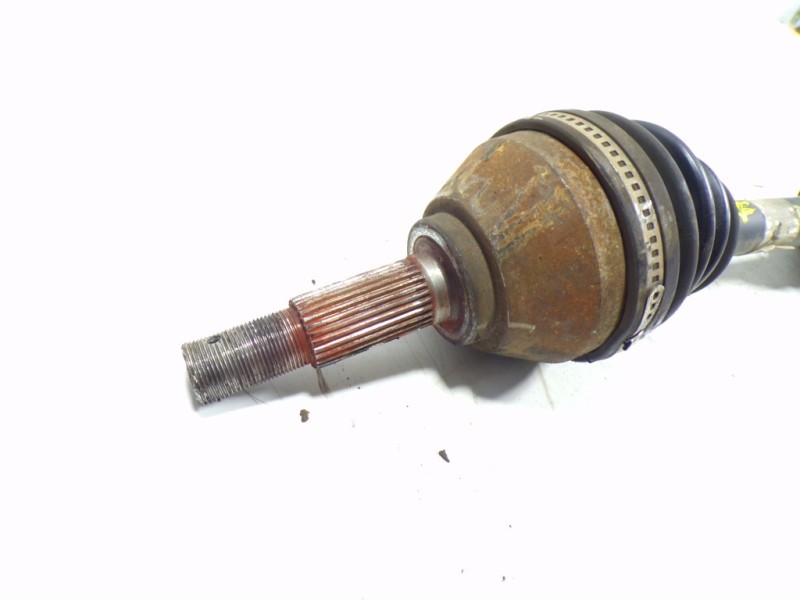 Recambio de transmision izquierda para nissan qashqai (j10) visia referencia OEM IAM 39101JD72B  