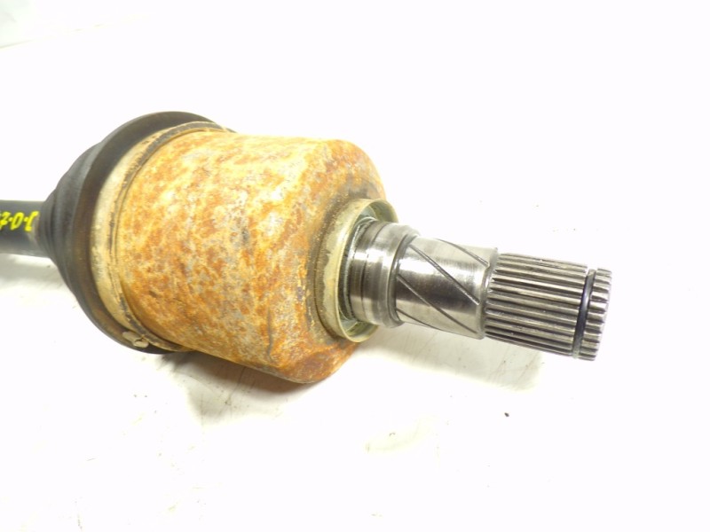 Recambio de transmision izquierda para nissan qashqai (j10) visia referencia OEM IAM 39101JD72B  